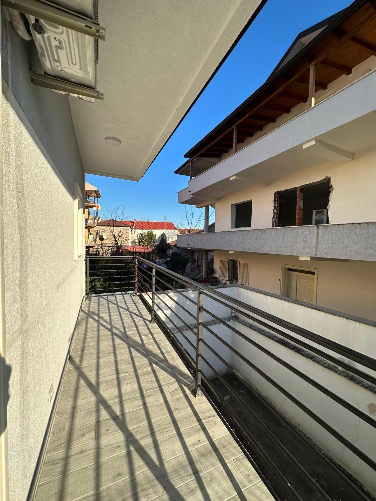 Xhiro N'Shkoder Apartments Buitenkant foto