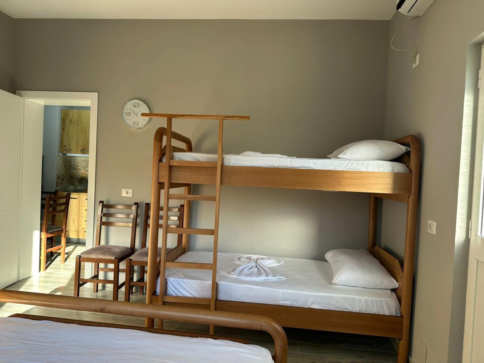 Xhiro N'Shkoder Apartments Buitenkant foto